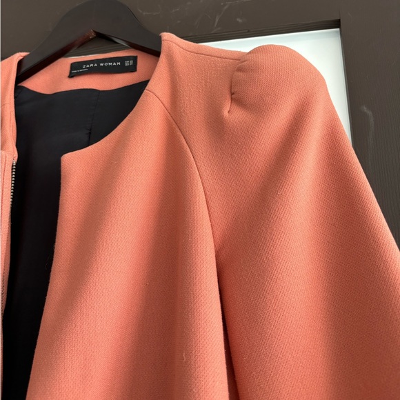 Coral Jacket - Picture 2 of 7